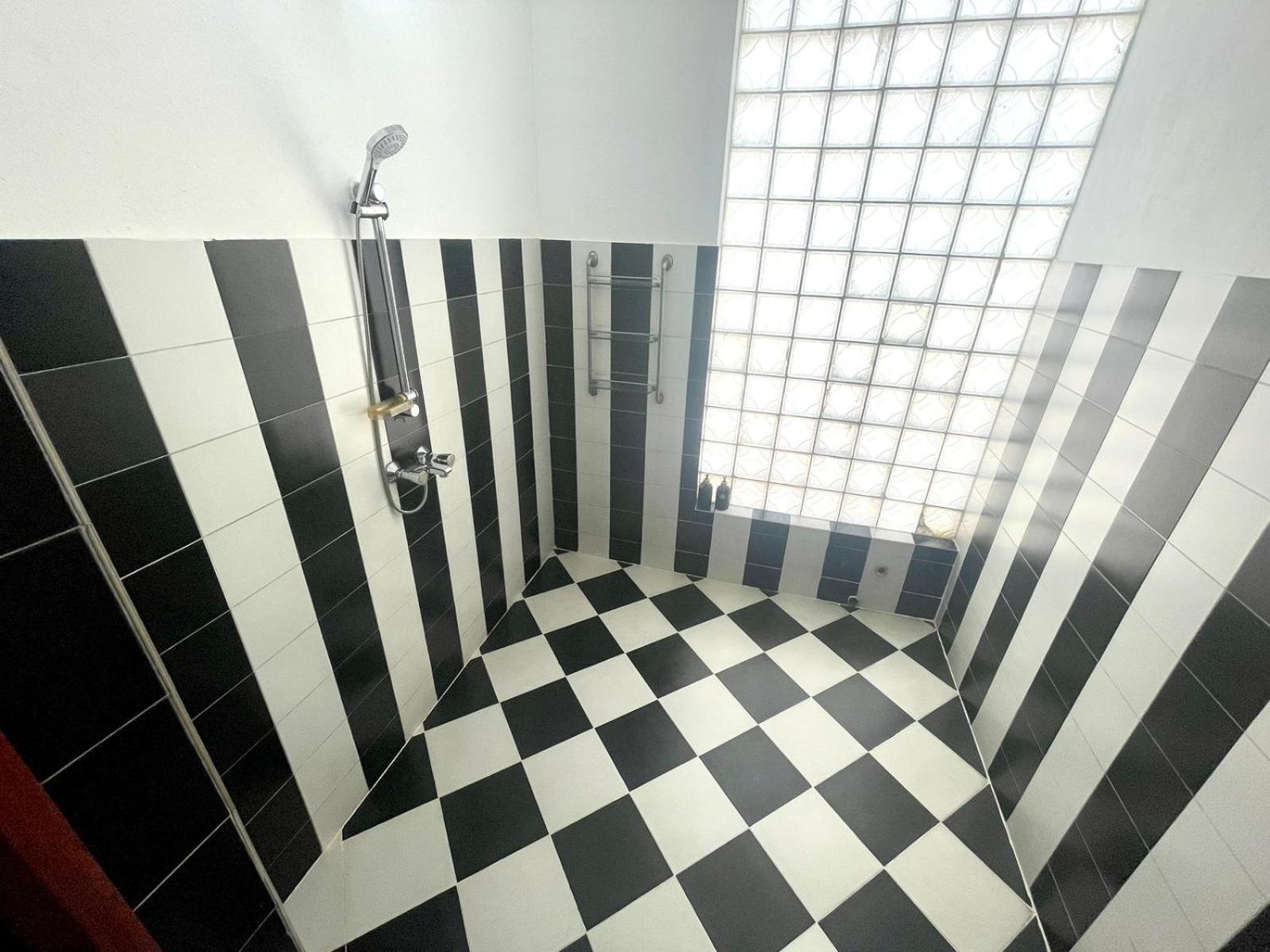Hotel One Sixty مافونت لافينيا المظهر الخارجي الصورة