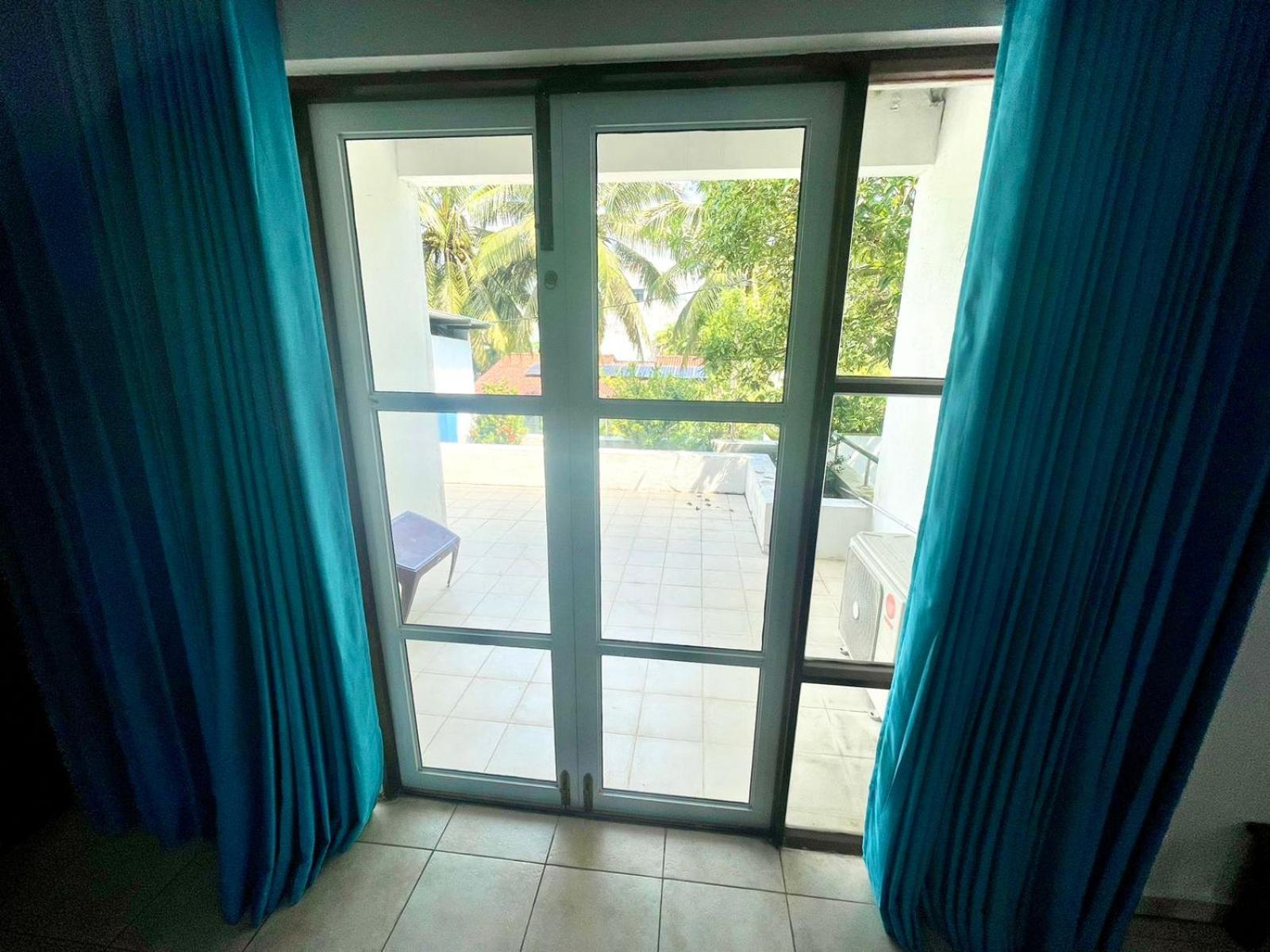 Hotel One Sixty مافونت لافينيا المظهر الخارجي الصورة